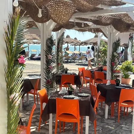 Casa de hóspedes Club